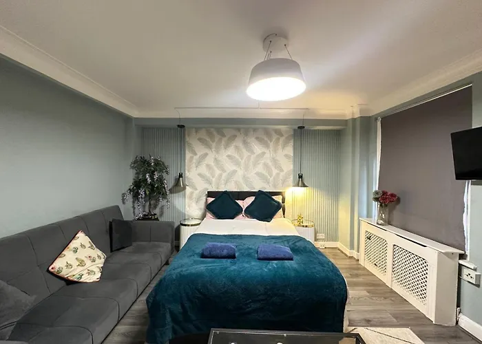 Beautiful Studio Apartment Edgware Road